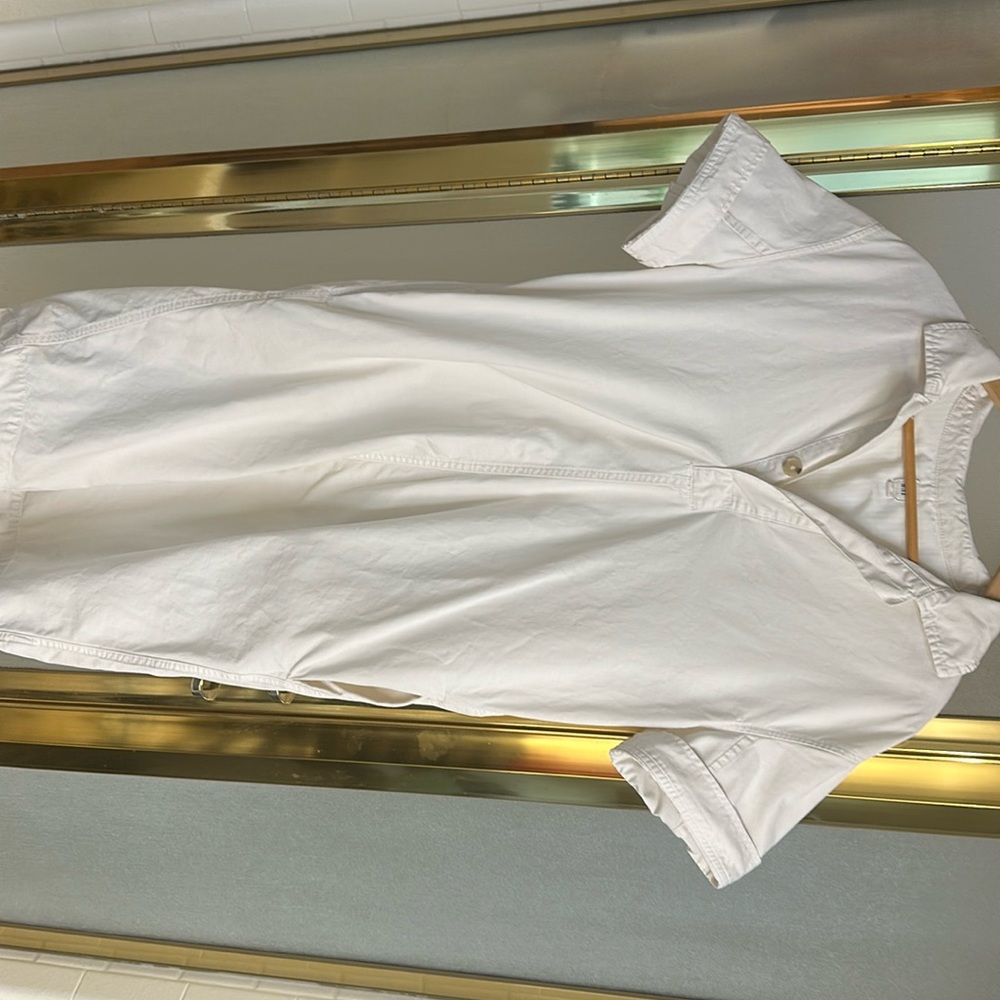 Shirt dress. Gap. Cream white color. Size S
